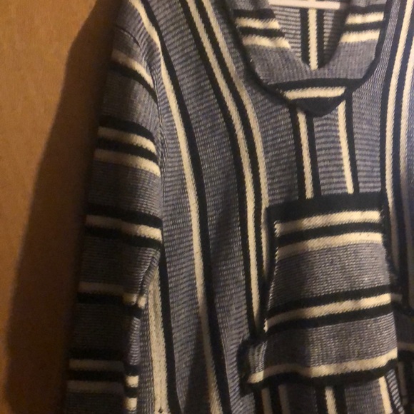 Baha top - Picture 2 of 3